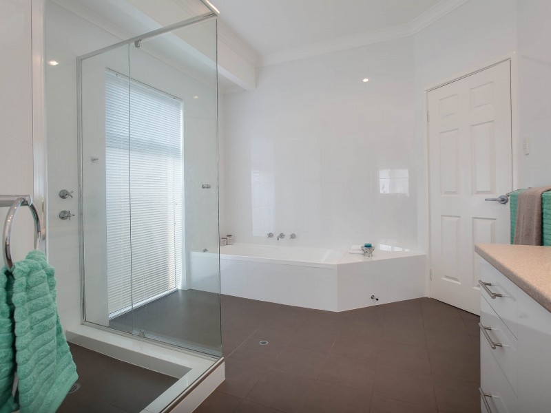 290 Safety Bay Road, Safety Bay WA 6169