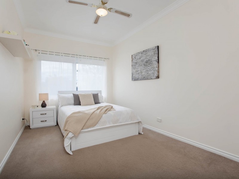 290 Safety Bay Road, Safety Bay WA 6169