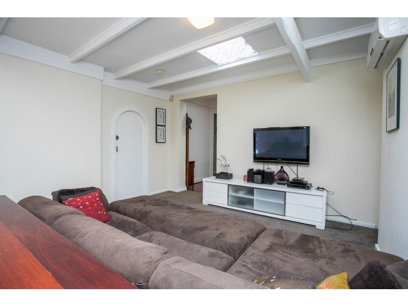 9 Archdeacon Street, Nedlands WA 6009