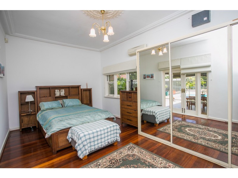 9 Archdeacon Street, Nedlands WA 6009