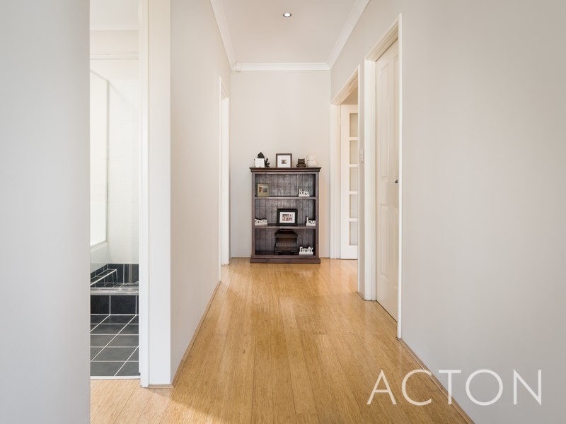 1 Ringmer Way, Westminster WA 6061