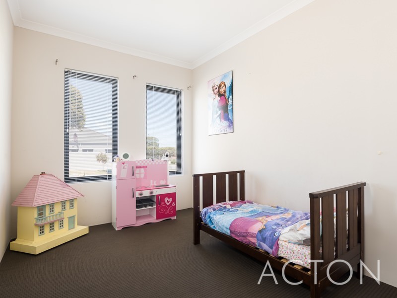 1 Ringmer Way, Westminster WA 6061