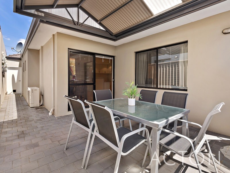 1 Ringmer Way, Westminster WA 6061