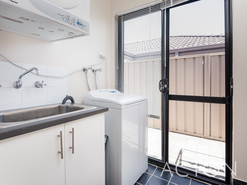 1 Ringmer Way, Westminster WA 6061