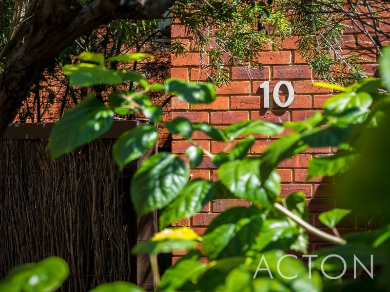 10/14 Park Road, Crawley WA 6009