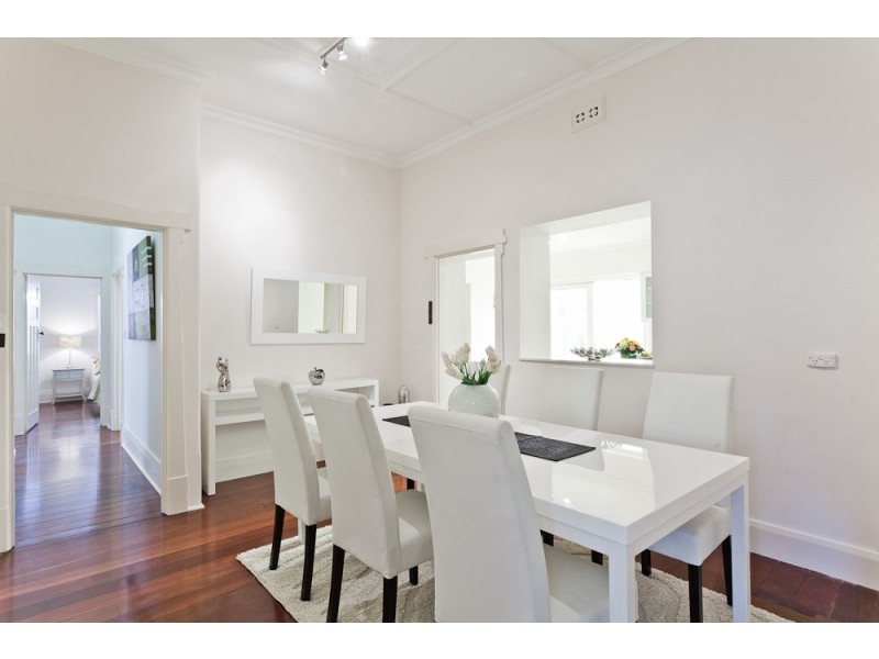 21 Waratah Avenue, Dalkeith WA 6009