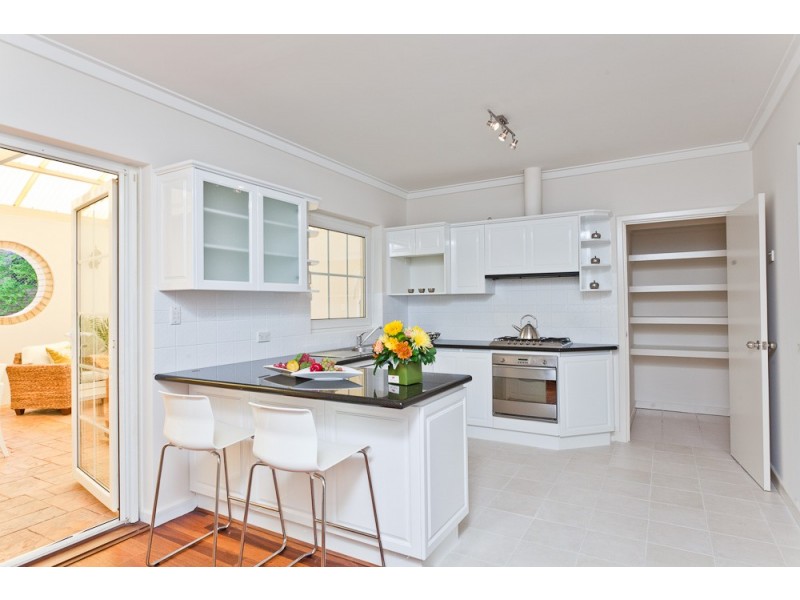 21 Waratah Avenue, Dalkeith WA 6009