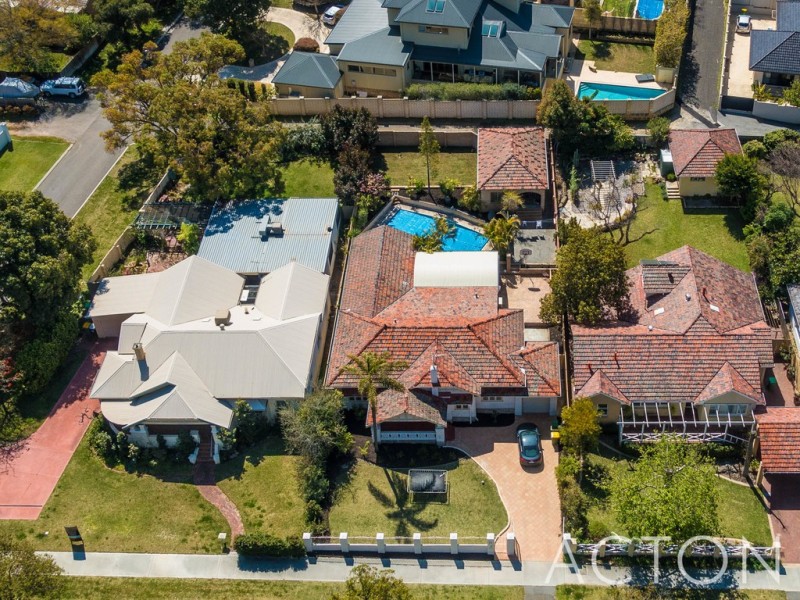 21 Waratah Avenue, Dalkeith WA 6009