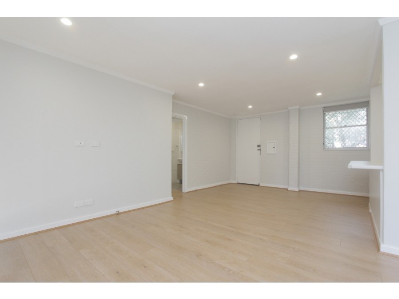 9/74 Broadway, Crawley WA 6009