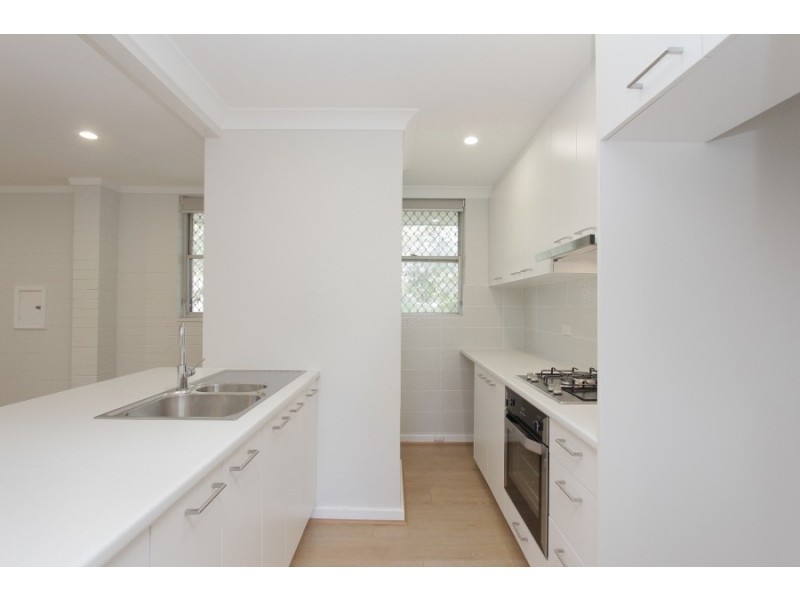 9/74 Broadway, Crawley WA 6009