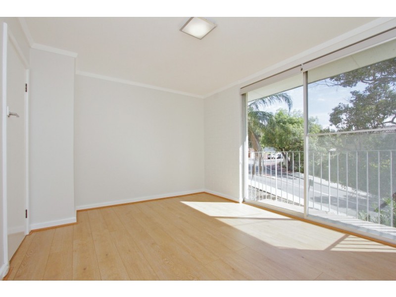 9/74 Broadway, Crawley WA 6009