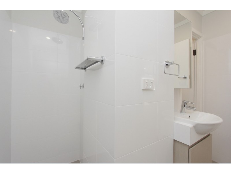 9/74 Broadway, Crawley WA 6009