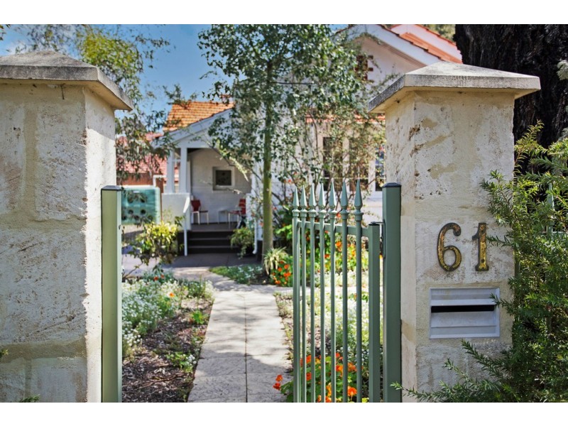 61 Leura Street, Nedlands WA 6009