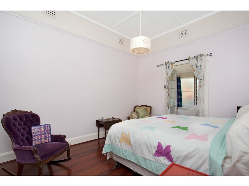 61 Leura Street, Nedlands WA 6009