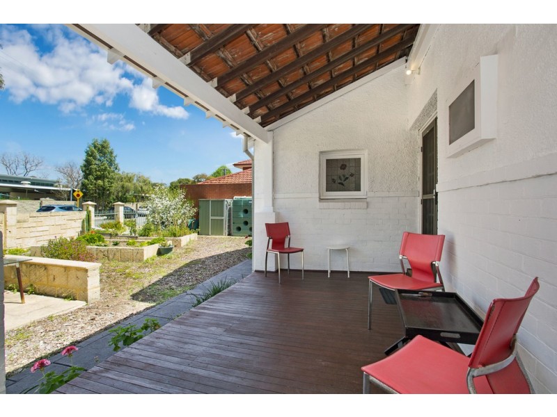 61 Leura Street, Nedlands WA 6009