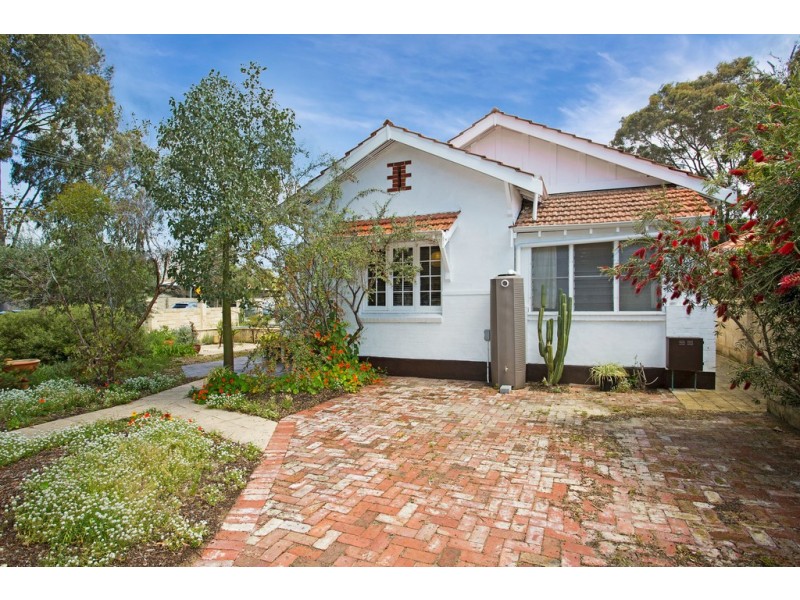 61 Leura Street, Nedlands WA 6009