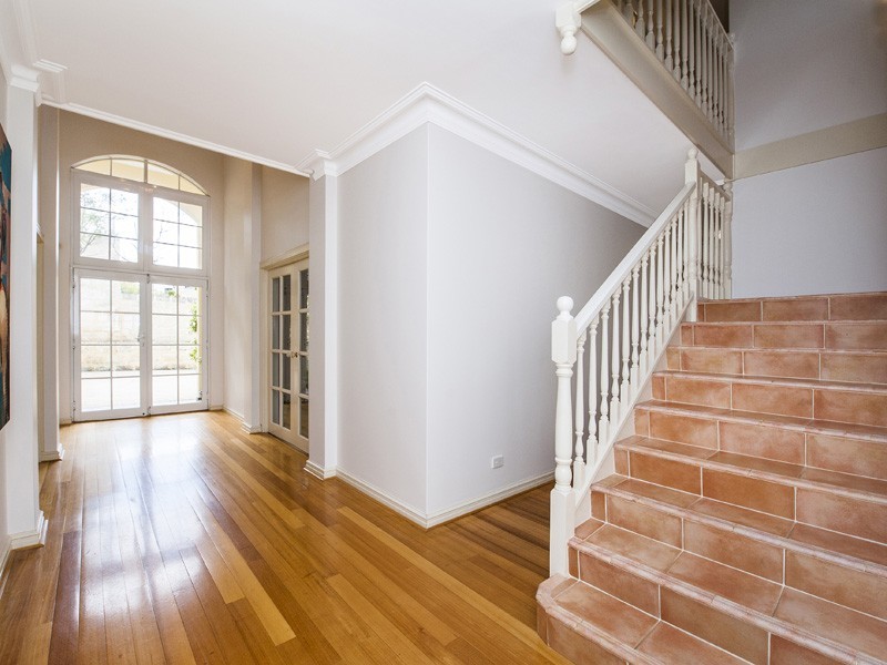 16 Saddington Crescent, Mosman Park WA 6012