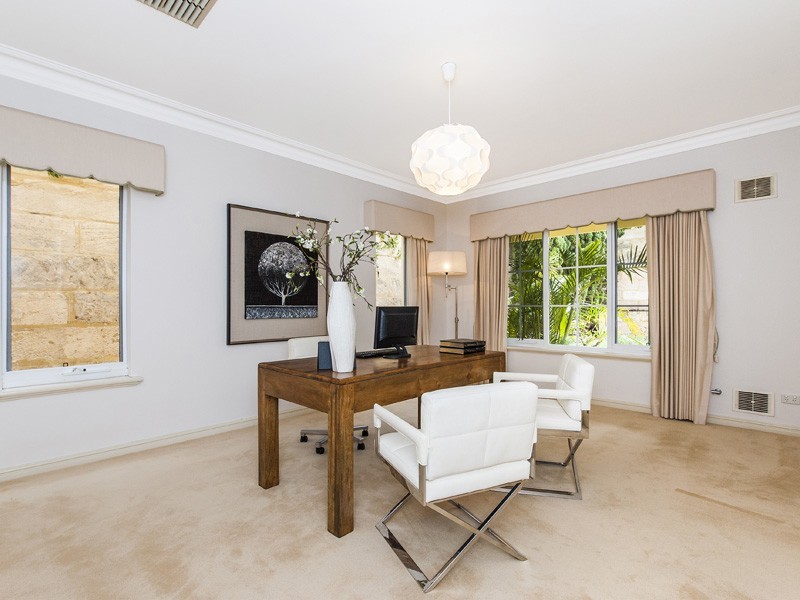 16 Saddington Crescent, Mosman Park WA 6012