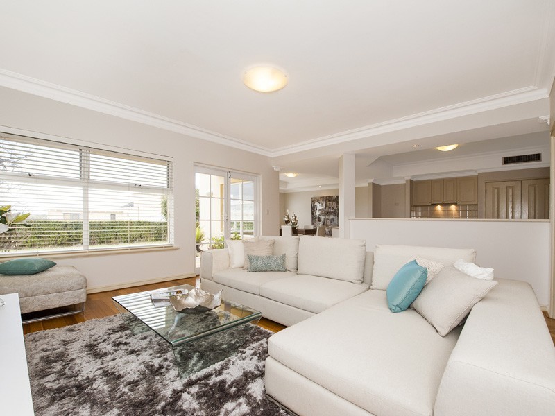 16 Saddington Crescent, Mosman Park WA 6012