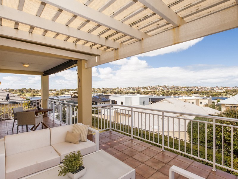 16 Saddington Crescent, Mosman Park WA 6012