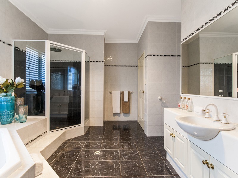 16 Saddington Crescent, Mosman Park WA 6012