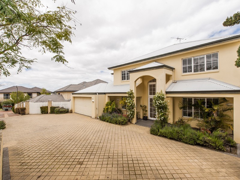 16 Saddington Crescent, Mosman Park WA 6012