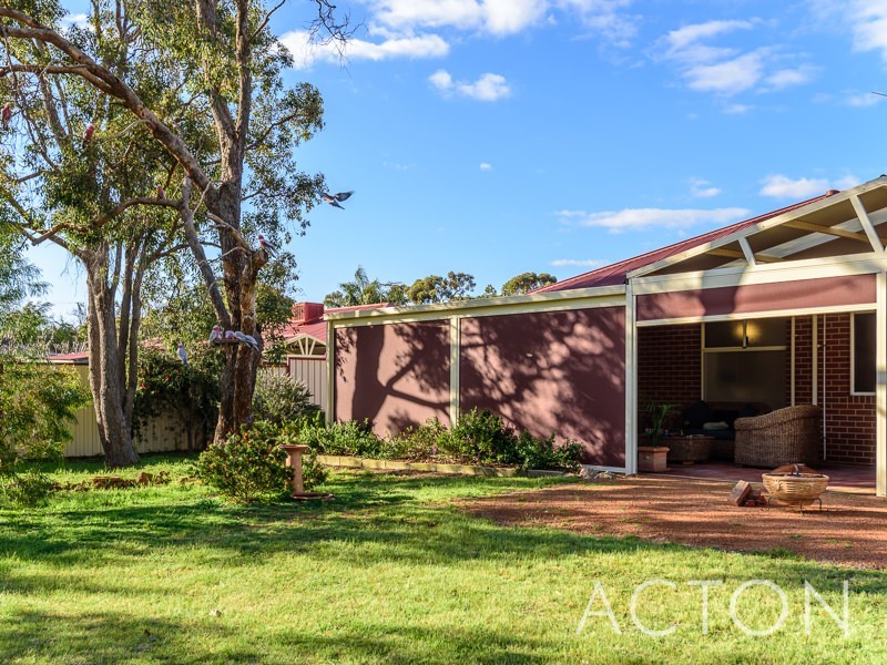 14 Darter Way, Maida Vale WA 6057