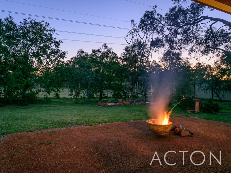 14 Darter Way, Maida Vale WA 6057