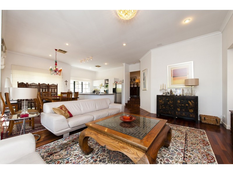 2/59 Davies Road, Claremont WA 6010