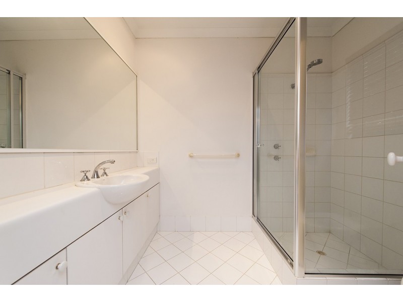 2/59 Davies Road, Claremont WA 6010