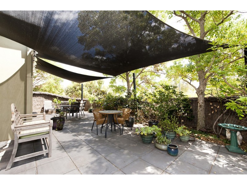 2/59 Davies Road, Claremont WA 6010