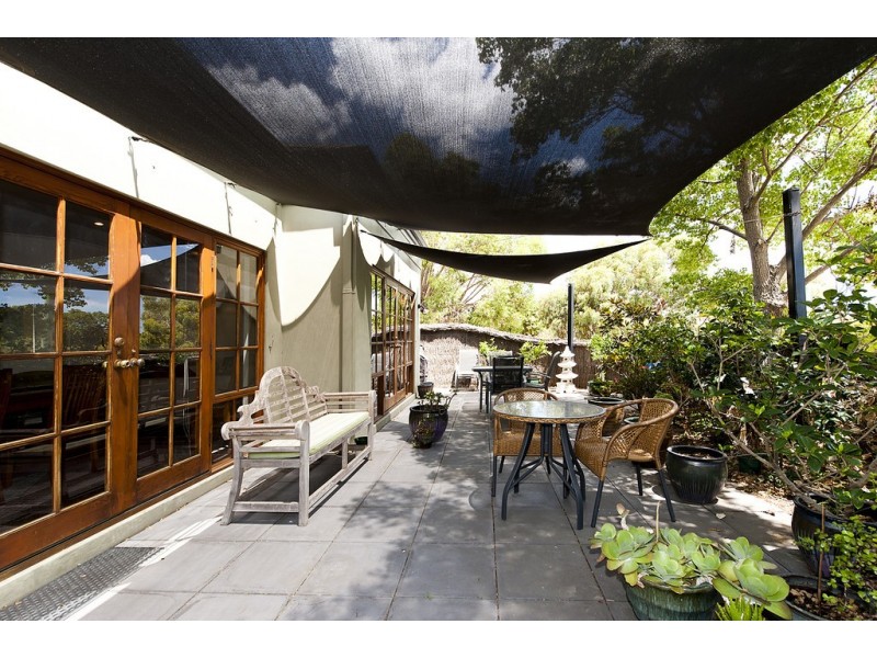 2/59 Davies Road, Claremont WA 6010