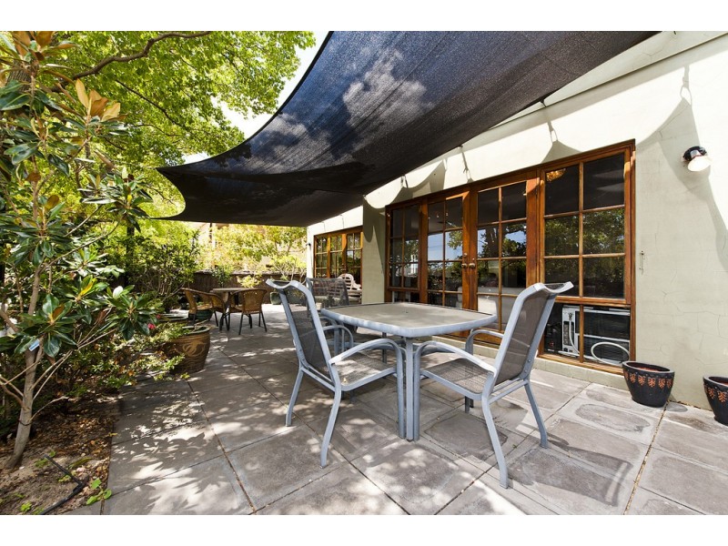 2/59 Davies Road, Claremont WA 6010