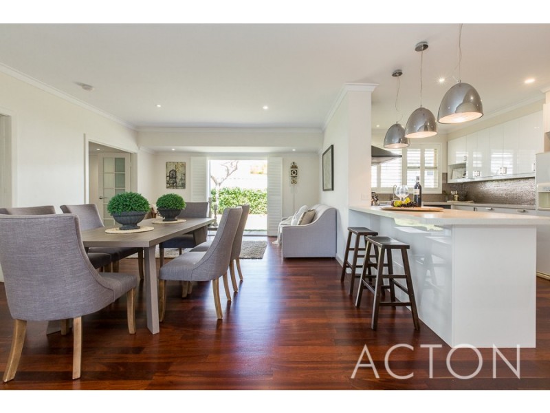 12 Arundale Crescent, Wembley Downs WA 6019