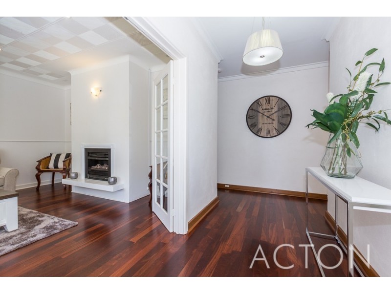 12 Arundale Crescent, Wembley Downs WA 6019