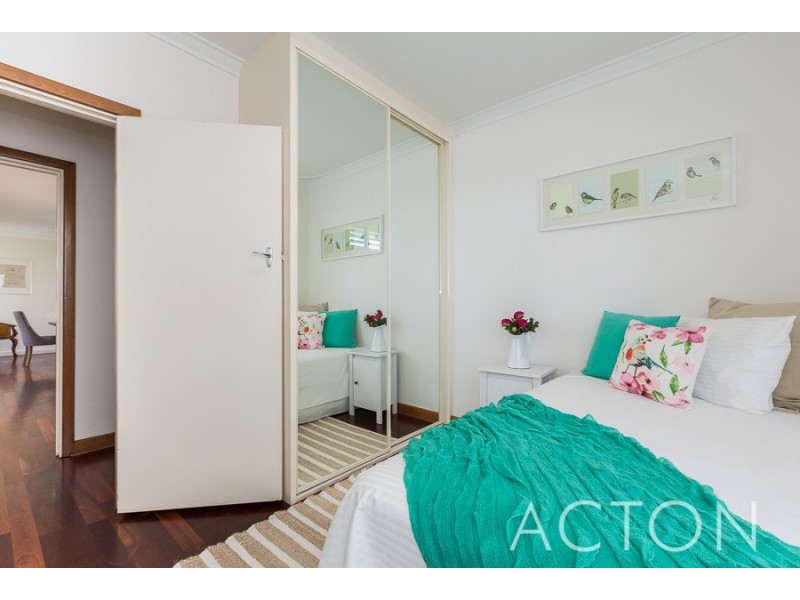 12 Arundale Crescent, Wembley Downs WA 6019
