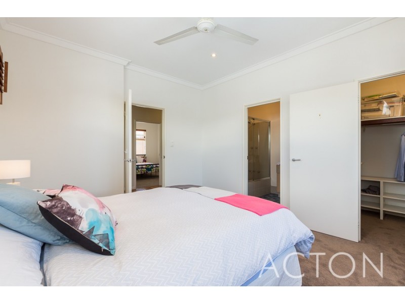 3/121 Fairway, Crawley WA 6009