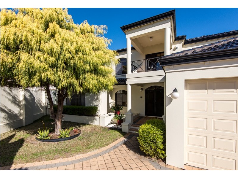 3 Lambeth Mews, Mount Claremont WA 6010