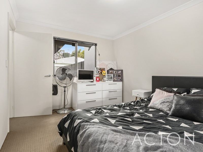 25D Moonlight Court, Huntingdale WA 6110