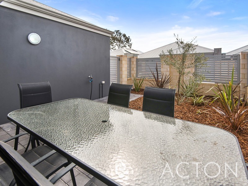 25D Moonlight Court, Huntingdale WA 6110
