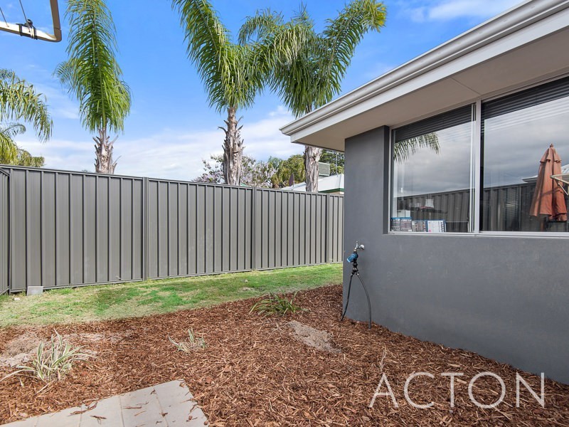 25D Moonlight Court, Huntingdale WA 6110