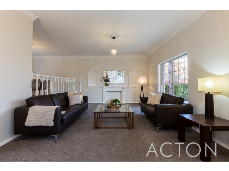 2 Bateman Road, Mount Pleasant WA 6153