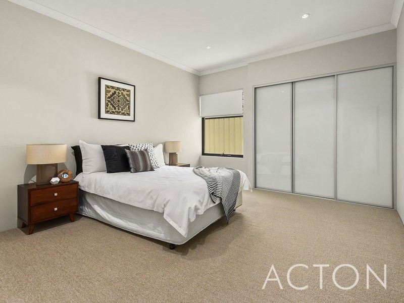 108 Kitchener Road, Alfred Cove WA 6154