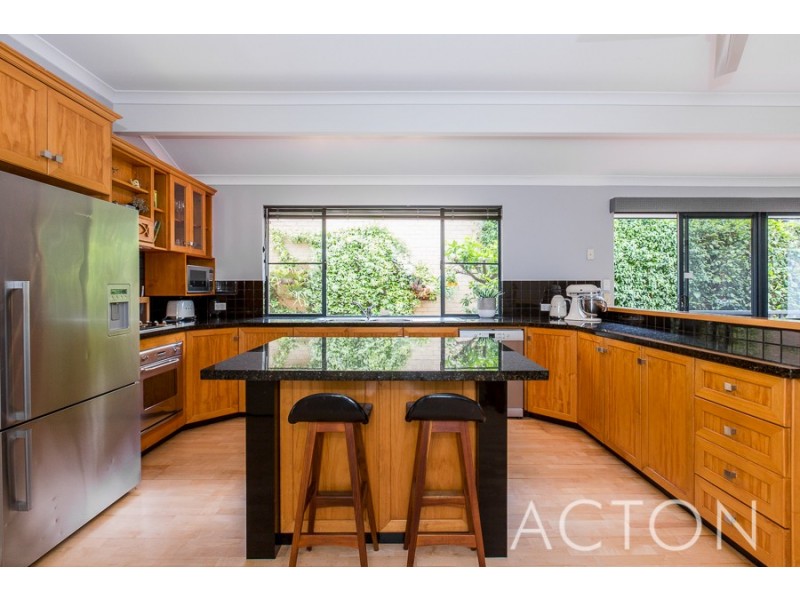 25 Gill Street, Mosman Park WA 6012