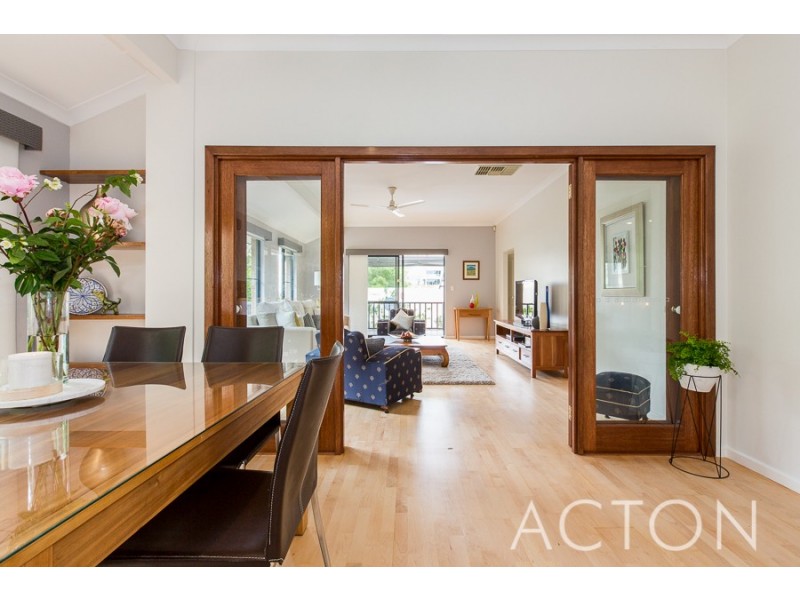 25 Gill Street, Mosman Park WA 6012