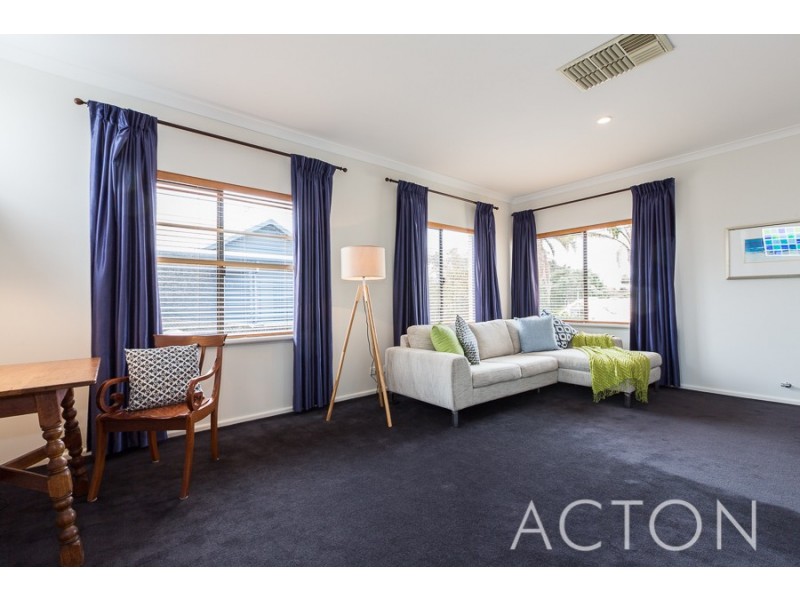 25 Gill Street, Mosman Park WA 6012