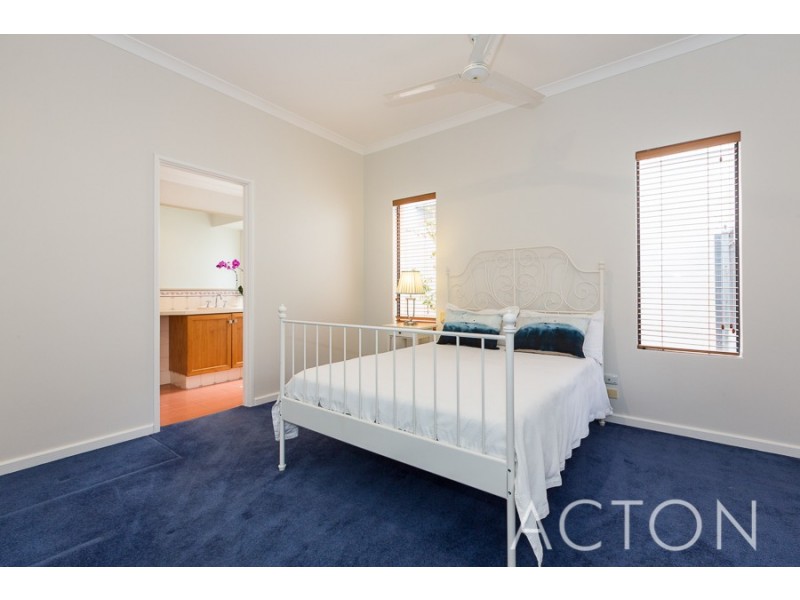 25 Gill Street, Mosman Park WA 6012