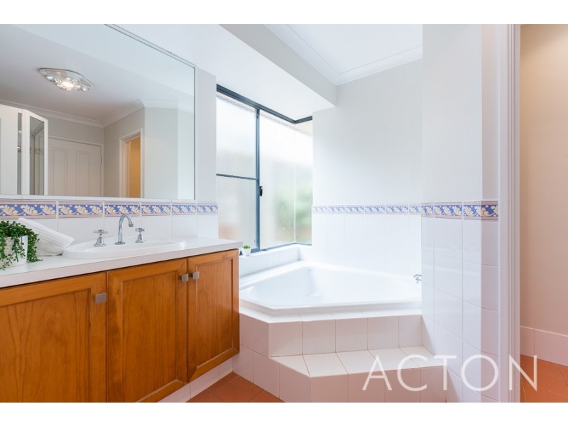 25 Gill Street, Mosman Park WA 6012