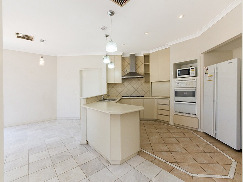 10 The Marlows, Mount Claremont WA 6010