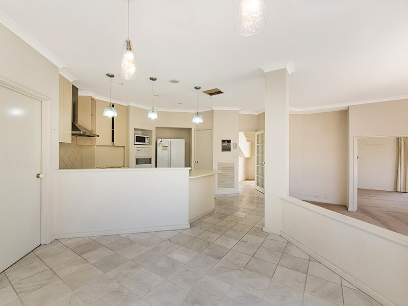 10 The Marlows, Mount Claremont WA 6010